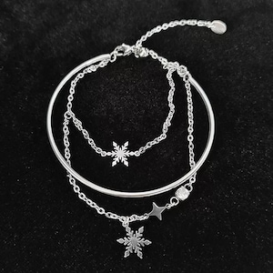 Zayne&#39;s Dreamfall Love and Deepspace Snowflake Triple Bracelet Set , Love and Deepspace Inspired Jewelry