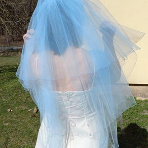 Light blue pencil edge wedding veil, 3-tier