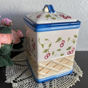 Vintage Jar Inspirado Hand Painted - Kitchen Canister Jar - Hand Painted Jar - Collectible piece