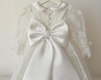 Long Sleeves Chantilly Lace Christening Dress Baby Girl Baptism Dress Flower Girl Dress Newborn Baby dress Flower Girl Dress