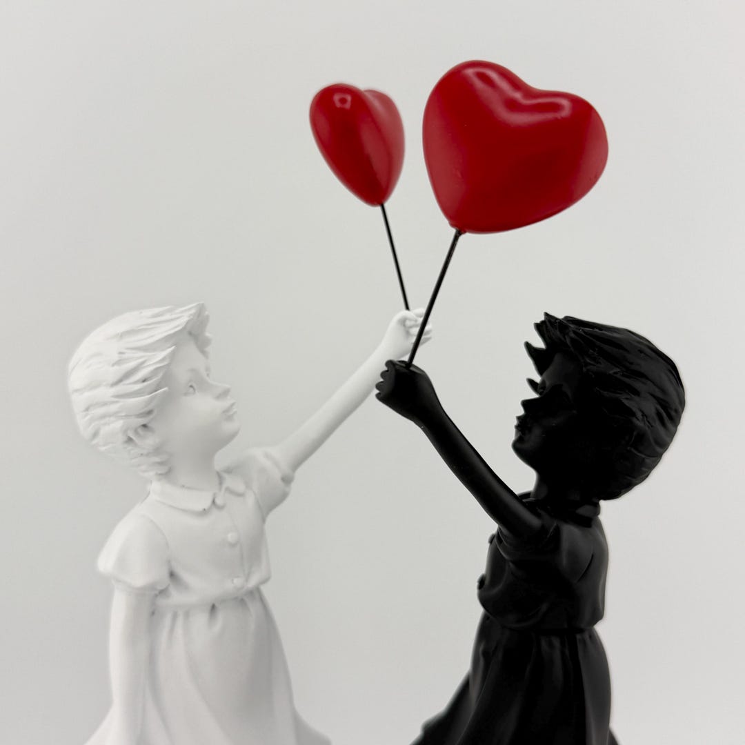 Statue Banksy La Petite Fille Au Ballon - Résine, 24 Cm, Coloris Au Choix - Neuf Sous Boîte