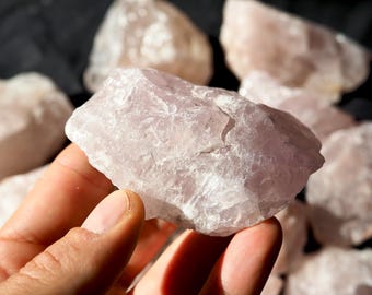Quarzo rosa grezzo (Madagascar)