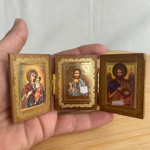 Small Wooden Triptych Icon of Jesus Christ and Holy Theotokos Greek Orthodox byzantine icon Faithful copy of an orthodox Byzantine icon