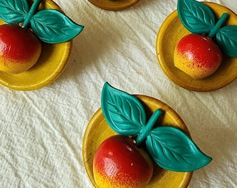 Gardinpinnar till vintagegardiner - Trääpplen - Stuga