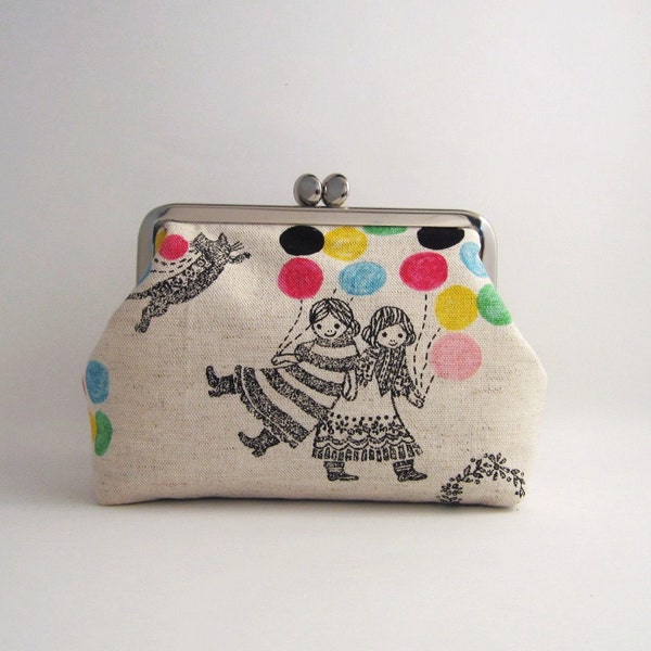 metal frame cosmetic pouch- girls with balloons on beige