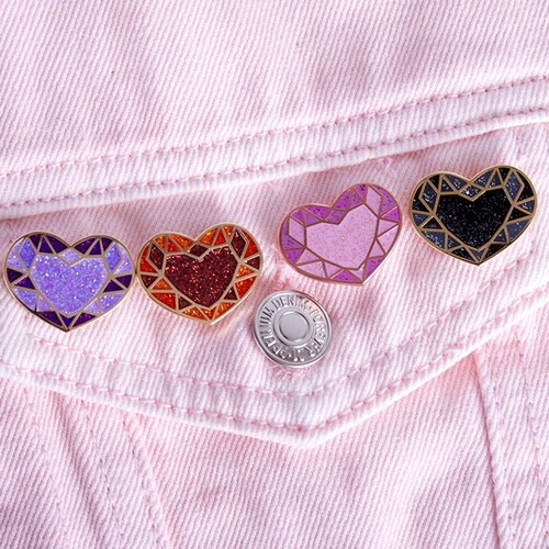 cristal heart enamel pin