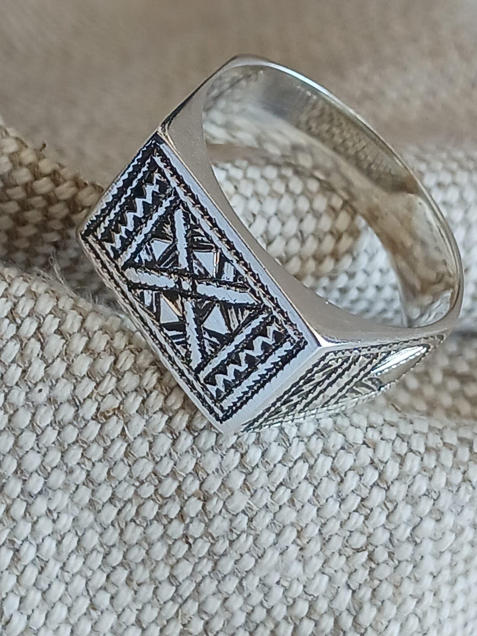 Tuareg ring in solid silver - Traditional Tuareg jewelry, handmade, size FR 61