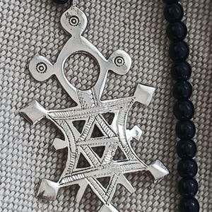 Tuareg necklace in solid silver - Tuareg cross - Traditional Tuareg jewelry, handmade
