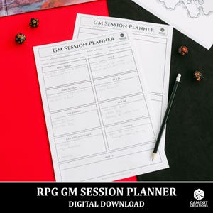Può includere: Un pianificatore di sessione GM bianco con sezioni per missioni, luoghi e note. Una matita e diversi dadi sono sulla superficie nera. Il testo "RPG GM SESSION PLANNER DIGITAL DOWNLOAD" è in basso.