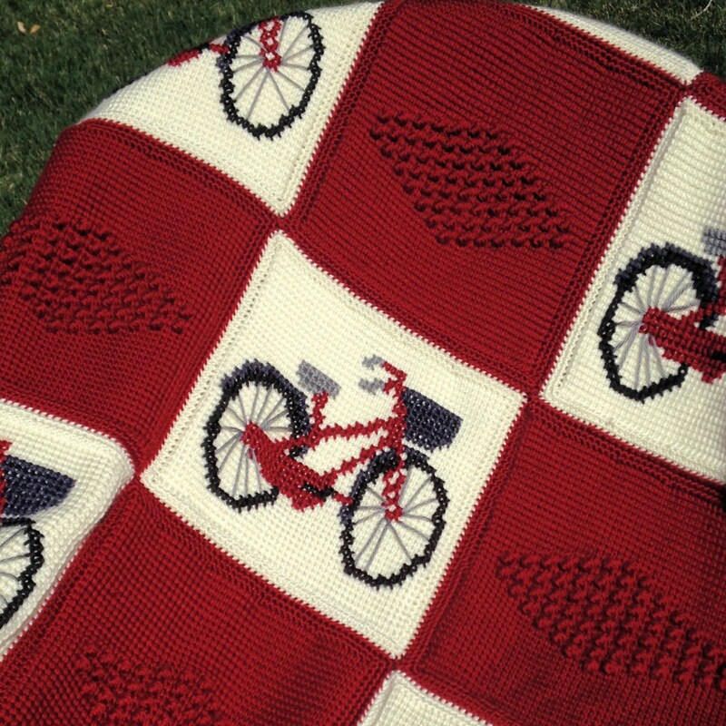 Ride Bicycle Pattern Print Blanket