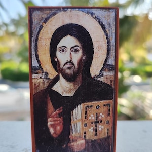 Mini Byzantine Icon of Christ Pantocrator, Jesus Christ. Handmade Wooden Orthodox Icon.