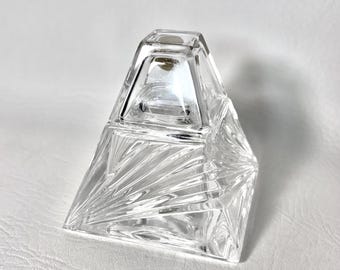 RCR Royal Crystal Rock Clam Rim Lidded Crystal Trinket Box. 24