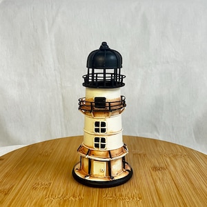 LIGHTHOUSE MINIATURE Model / Metal Vintage Art / Nautical Deco / Table & Library Decoration