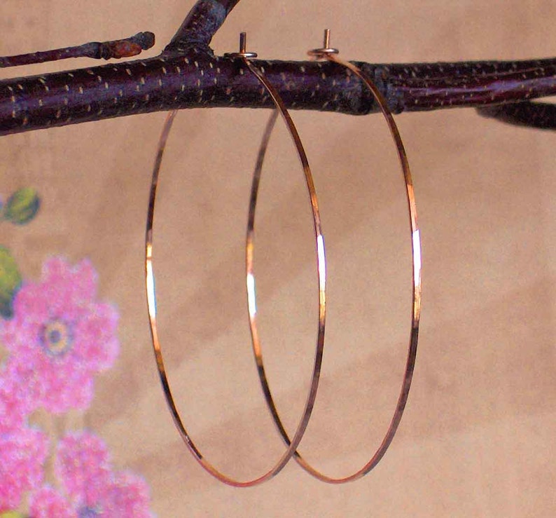 Delicate Rose Gold Hoops, Flat Front 14 K Rose Gold Filled Hoop Earrings, 2 1/4, 2, 1 3/4, 1 1/2, 1 1/4, 1 inch Hoop Earrings, Great Gift zdjęcie 1