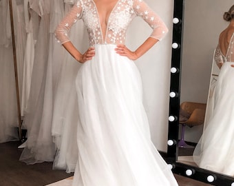 Star Embroidered Wedding Dress with Illusion Bodice – Deep V Neck Tulle Bridal Gown