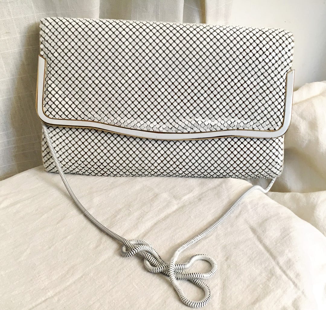Mesh Handbag White Metal Mesh Shoulder Bag Clutch Bag Vintage 1980s Chain Strap ...
