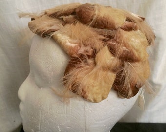 Vintage 1950s Head Hugger Hat with Velvet Petals and Feathers