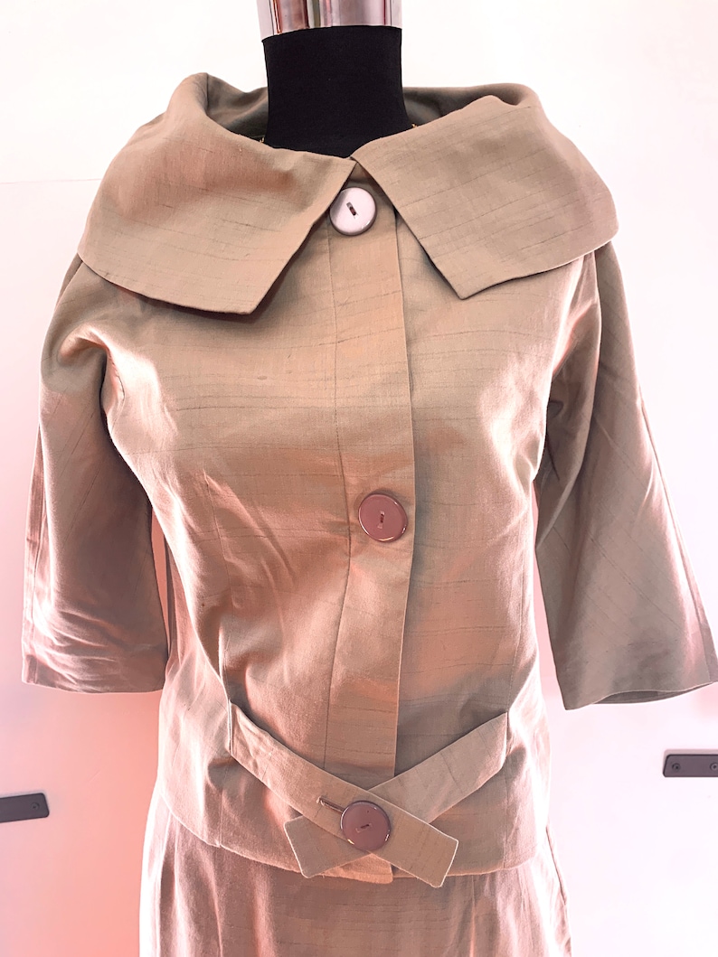 Vintage 60s Tailored Suit SZ 4 by Miss T.J MINT Condition