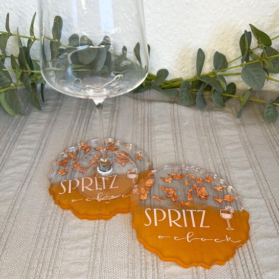 UNTERSETZER Aperol personalisiert aus Resin | Geschenk für Freundin Mama Geburtstag Hochzeit JGA aus Epoxidharz | 'Spritzoclock' Mädelsabend