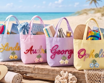 Personalized Bridesmaid Tote Bag, Custom Name Seersucker Bag, Maid Of Honor Gift, Bridal Party Gift, Wedding Welcome Bag