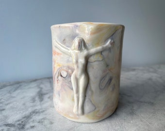 Déesse Tasse, Teacup avec Bas Relief Nu Figure Yoga Art Cup Yunomi Vessel Céramique Coloré Porcelaine Marbrée Slip