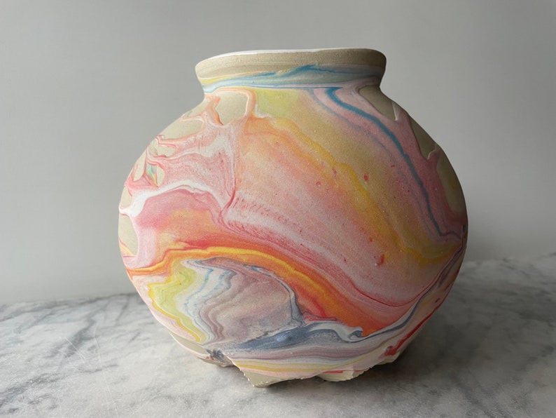 Marbled vase, large moon jar pottery vessel colored clay fluid art pour painting ceramics centerpiece pot image 2