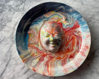 Face sculpture wall hanging platter portrait relief fruit bowl figure art pottery plate head of a woman halo marbled porcelain kintsugi