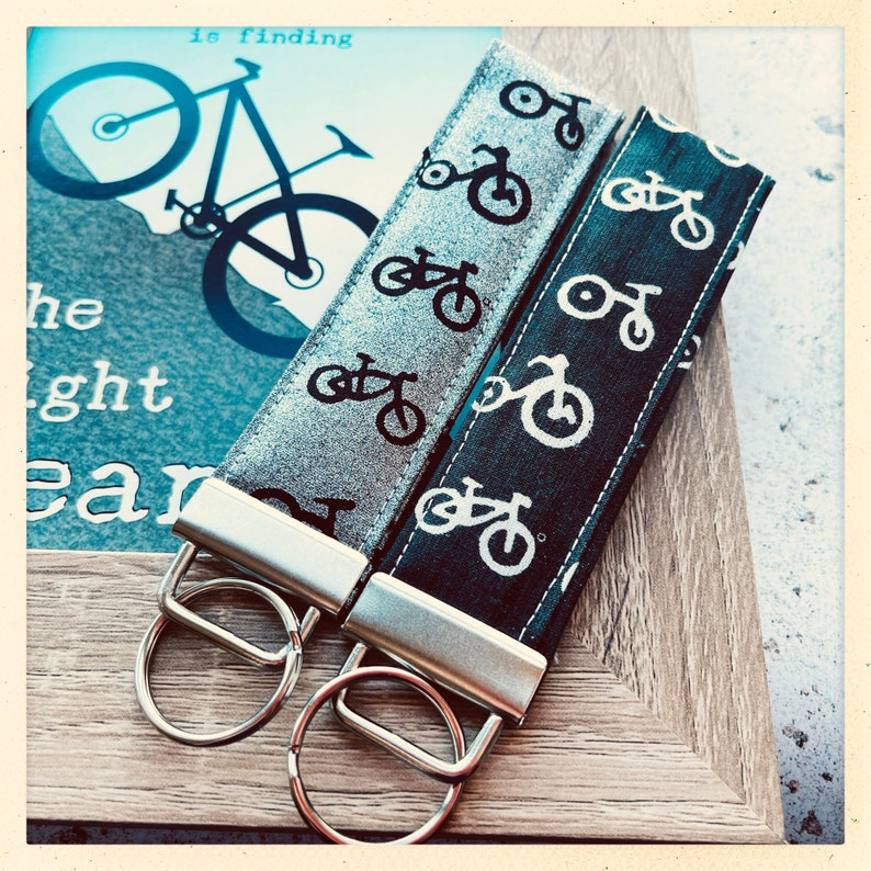 Stoff Schlüsselanhänger Radfahren Geschenk, Fahrrad Liebhaber Geschenk, Zero Waste Armband Schlüsselanhänger für Mountainbike Fahrrad Liebhaber Bild 2