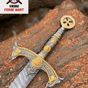 VIKING SWORD Damascus steel, Handmade Barbarian sword, Unique Norse sword, Collector's blade with sheath, fathers day Replica Master sword. Templar Sword