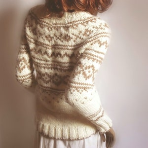 Hand Knit Sweater Fire Isle Womens Ski Sweater Turtleneck Pullover Off White Beige Brown image 2