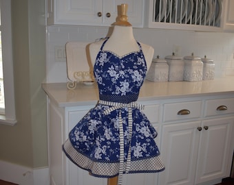 Spring Classy Retro Floral Apron- Bridal Gift- Mothers Day Gift- 4RetroSisters Aprons
