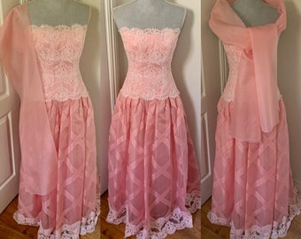 Pink 60s Hartly Westwood Gala Evening Gown Matching Extra Long Scarf Wrap Beaded Bustier Bodice Diagonal Ribboned Skirting