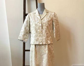60s Brocade Dress Suit Vintage Ecru Floral 2 Pc Set Retro Buttons Elopement Court House Wedding Cocktails Sixties Mad Men Dress Up Costuming
