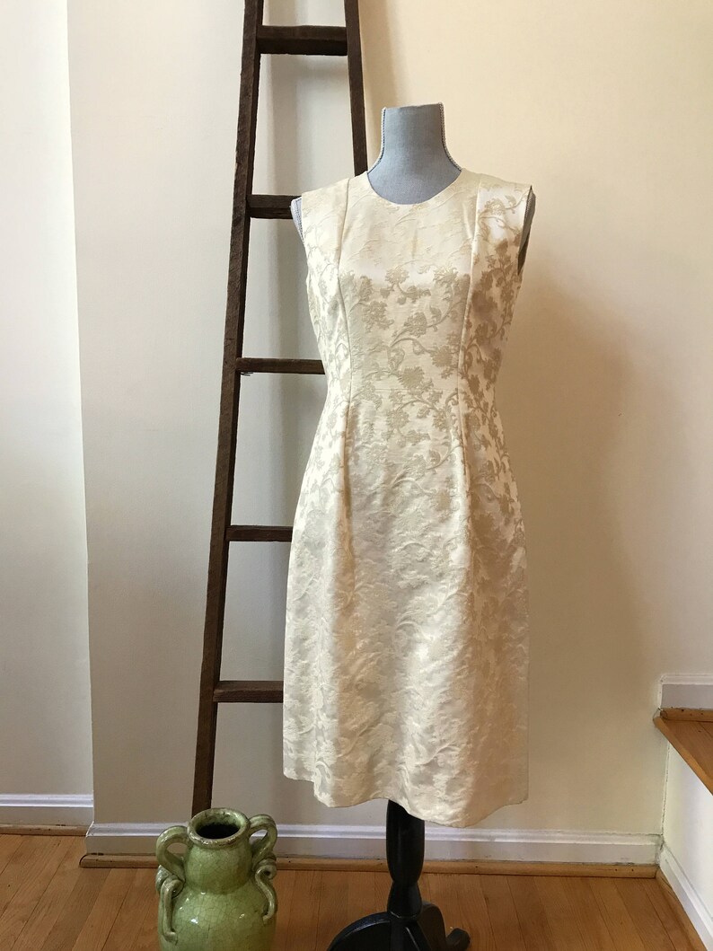 60s Brocade Dress Suit Vintage Ecru Floral 2 Pc Set Retro Buttons Elopement Court House Wedding Cocktails Sixties Mad Men Dress Up Costuming