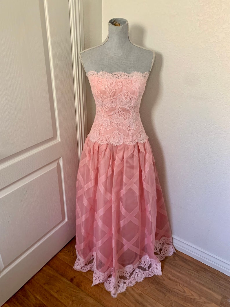 Pink 60s Hartly Westwood Gala Evening Gown Matching Extra Long Scarf Wrap Beaded Bustier Bodice Diagonal Ribboned Skirting image 3