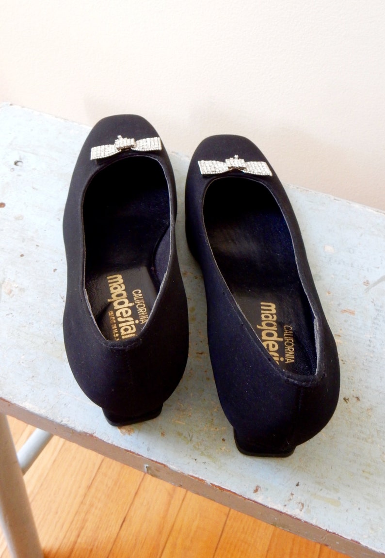 70s California Magdesians Shoes Matte Black Velour Art