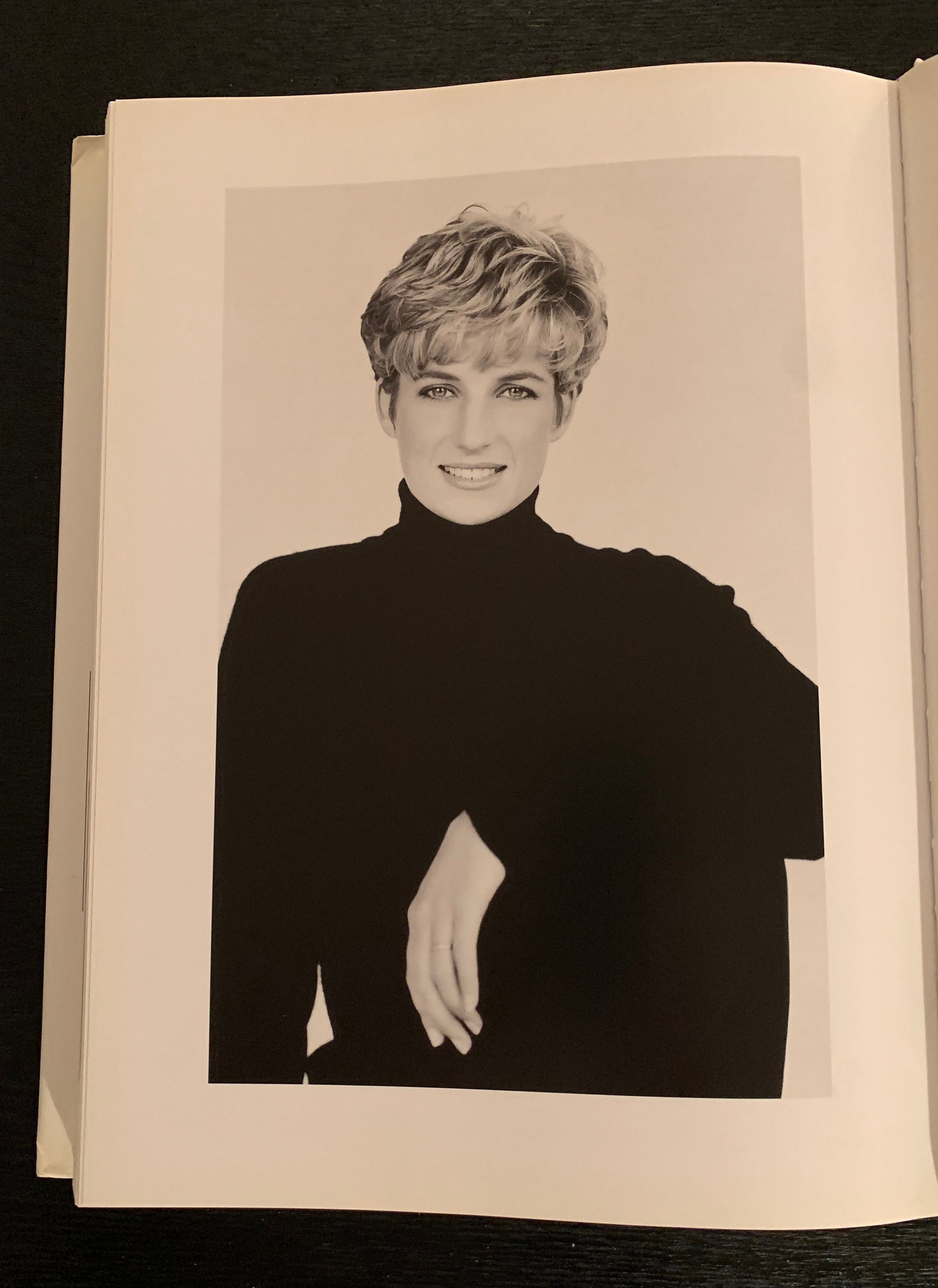 Diana the Portrait Authorized Biography & Oversized Royal