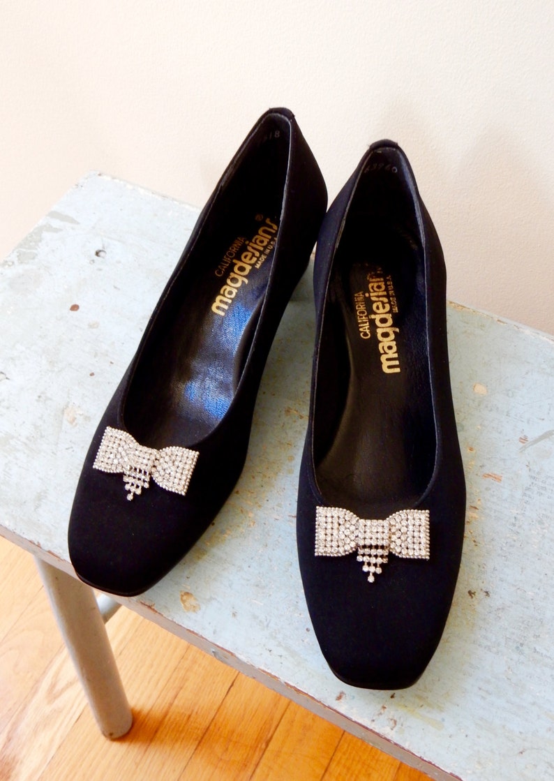 70s California Magdesians Shoes Matte Black Velour Art