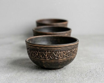 Handmade Brown Ceramic  Bowl, Ukrainian Pottery, 700ml Capacity, Dishwasher Safe Pottery