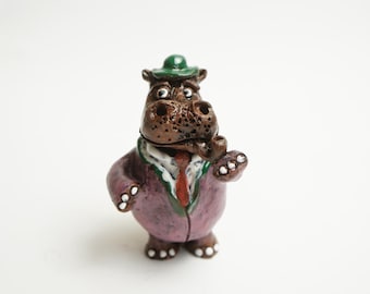 Handgefertigte Keramik Nilpferd Skulptur, elegante Tierfigur