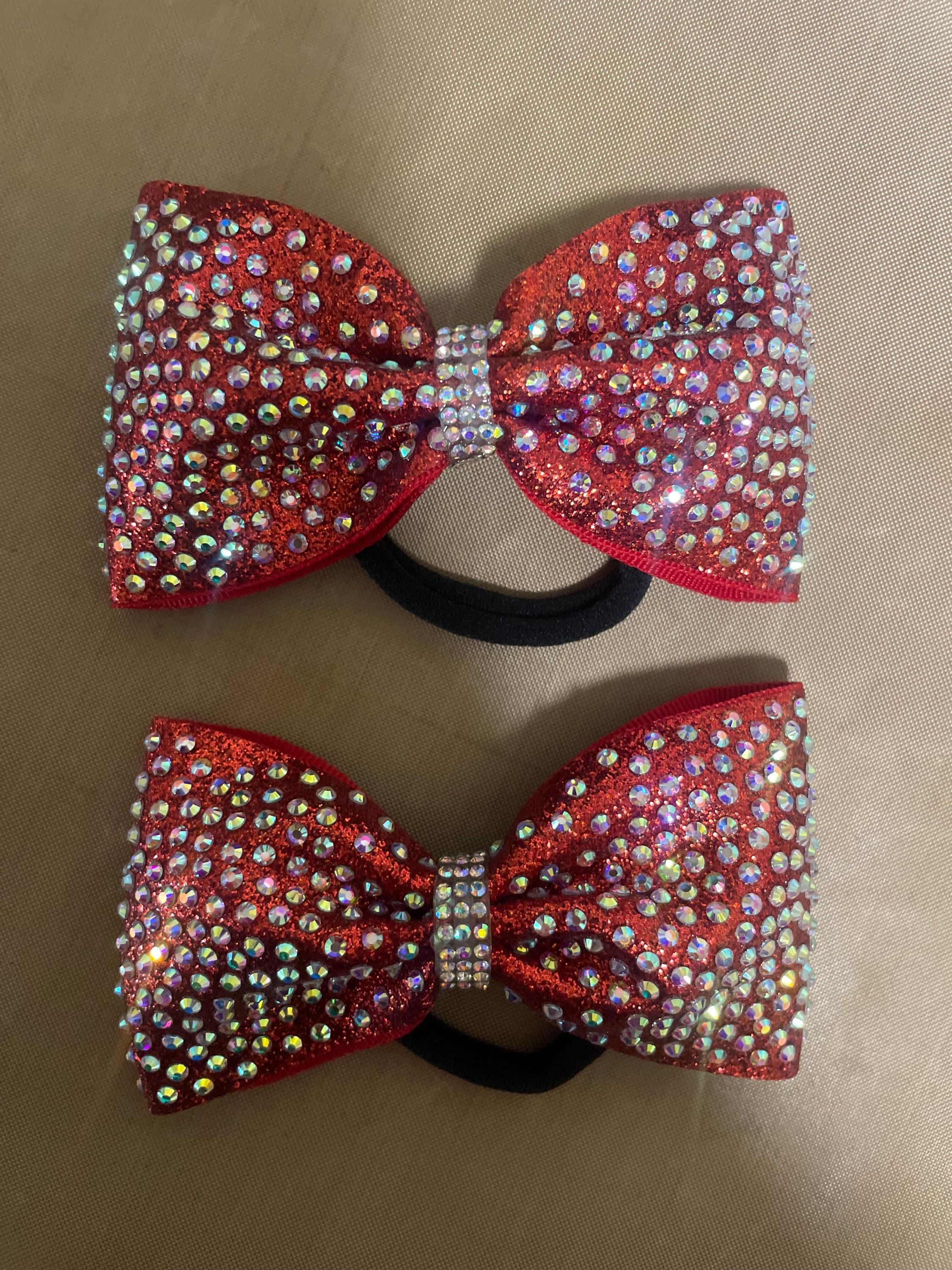 White cheer bows with sparkles - Etsy Schweiz, image size:2250x3000