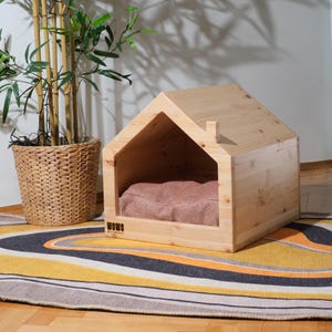 Handmade Pine Wood Cat House: Modern Indoor Pet Bed