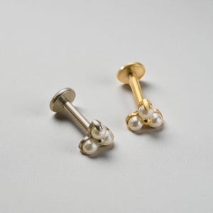 Clous d'oreilles Trinity en titane 16 g, boucle d'oreille tragus, hélice, cartilage, filetage intérieur, boucle d'oreille à l'arrière plat, cadeau pour elle