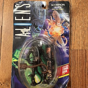 New Vintage 90s Aliens Scorpion Kenner Action Figure Toy Face Hugger Comic Book