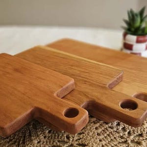 Handcrafted Cherry Cutting Board: Food Safe Finish, One-Piece, Non-Toxic Board