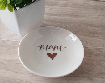 Personalized MOM Ceramic Ring Dish, Mother's Day Gift
