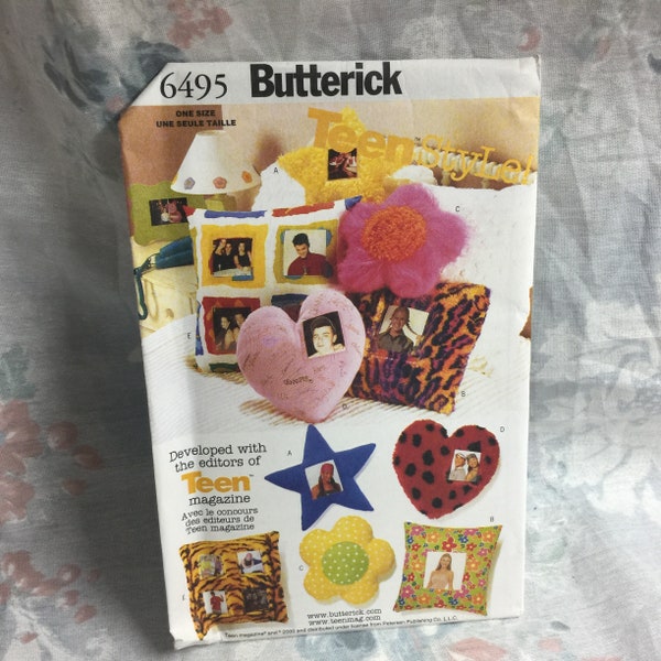 Butterick 6495,  Teen Pillows, 5 styles, square, heart, flower, star, picture frame, Sewing Pattern Uncut