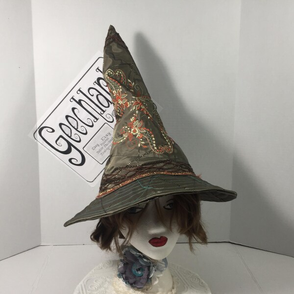 Hedge Witch Hat, goblin, gnome, wizard, Embroidery, size Medium, Geechlark 7118