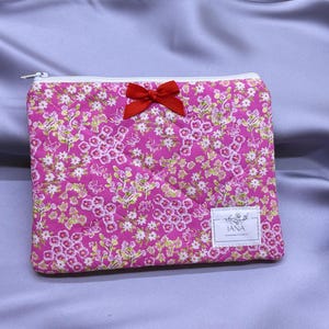 Handmade Quilted Medium Pouch | Stylish & Functional Zipper Bag