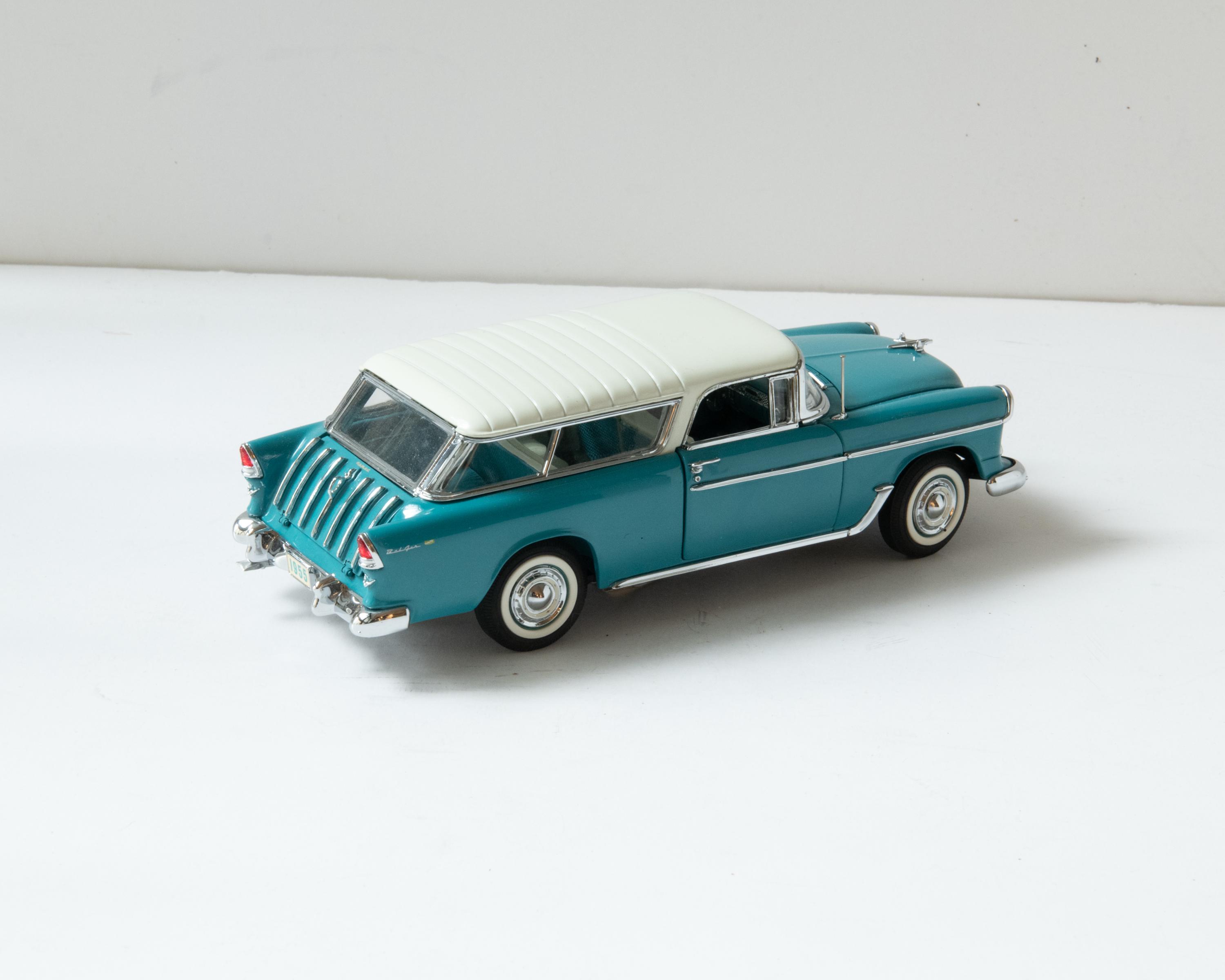 1955 Chevrolet Bel Air Nomad Hardtop – 1:24 Scale Diecast (mint